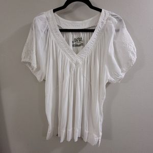 Caribbean Joe White V-neck Top Plus Size 2X